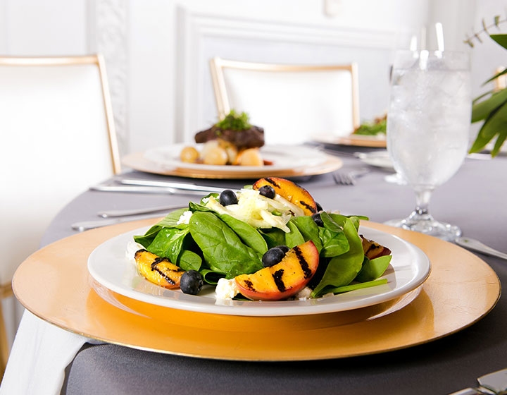 Grilled Peach Salad